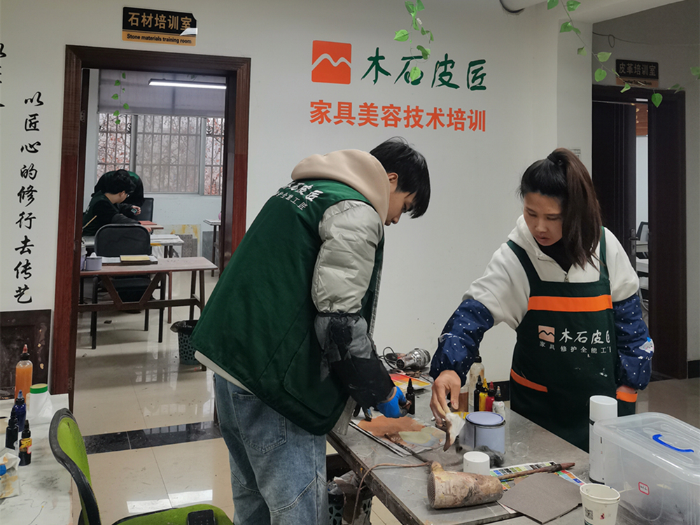 家具補漆培訓(xùn).jpg